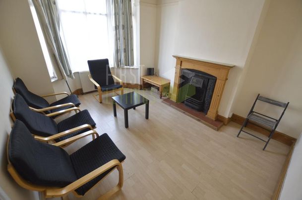 5 bedroom terraced house to rent - Photo 1