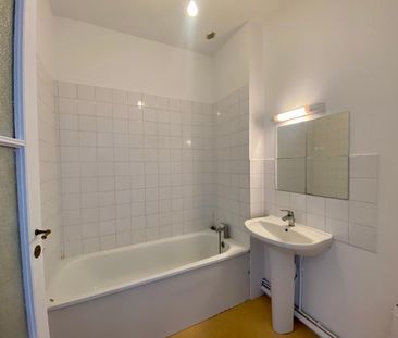 Location Appartement 4 pièces 76m² BORDEAUX 33000 - Photo 4