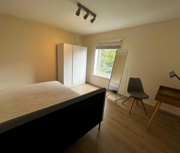 2 bedroom flat to rent - Photo 6