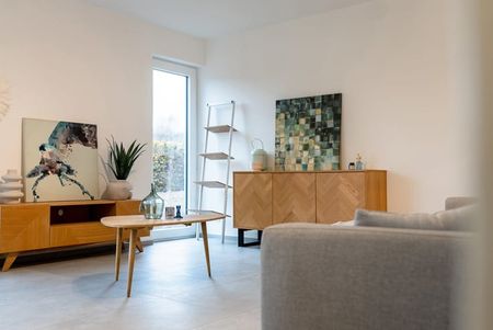 Appartement te huur - foto 2
