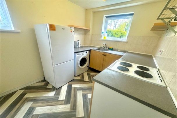 Byron Road, Boyatt Wood, SO50 - Photo 1