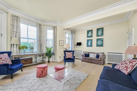 4 bedroom flat to rent - Photo 3