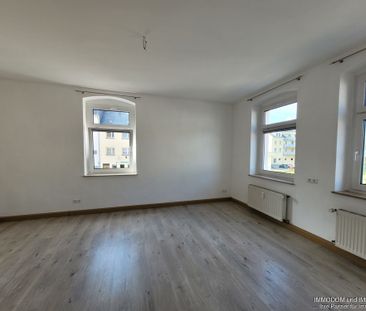 Helle, freundliche 2-Zimmer-Wohnung mit LAMINAT, EINBAUKÜCHE im Zen... - Photo 4