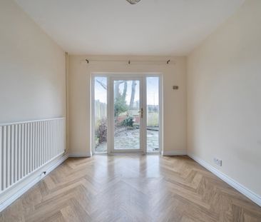 4 bedroom terraced house to rent - Photo 4