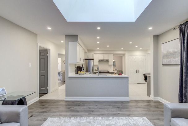 For Lease - 161 Heathwood Heights Drive, Aurora, Ontario - Photo 1