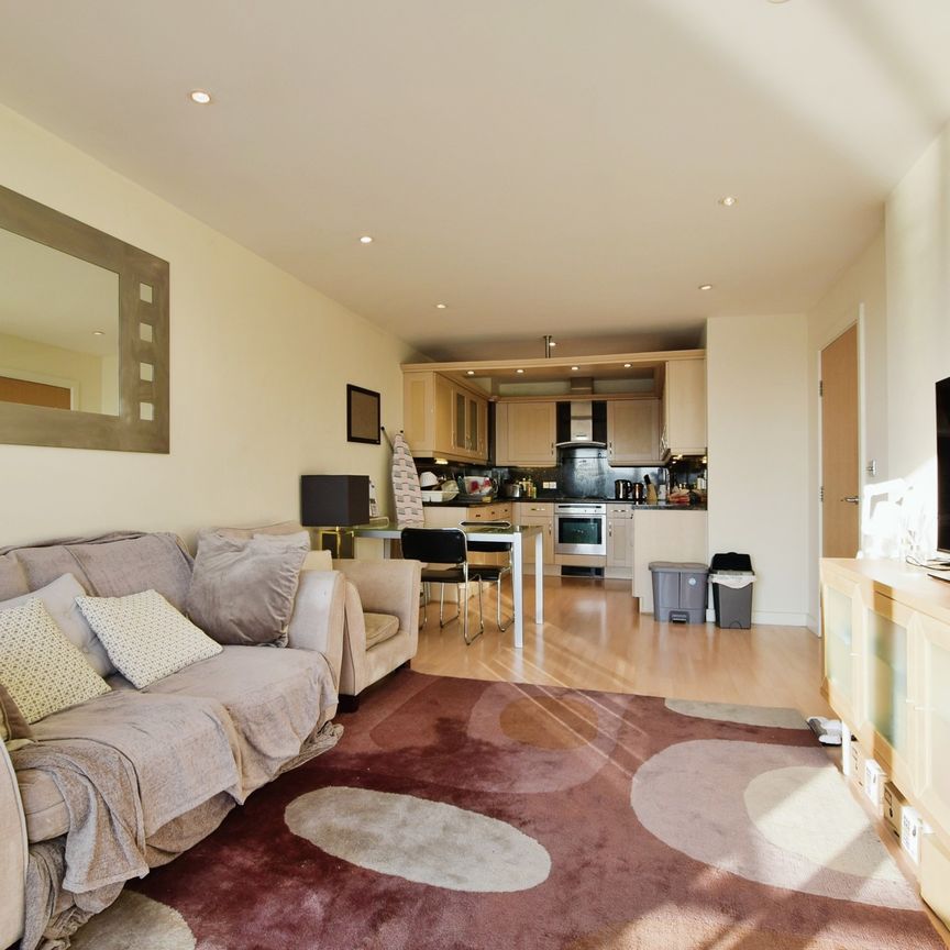 2 bedroom apartment to rent The Quays, Salford, Greater Manchester, M50 - Photo 1