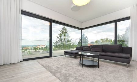 Exkluzívny penthouse s výhľadom na Bratislavský hrad - Photo 2