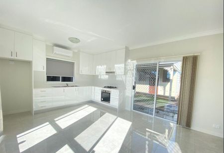 Charming 2-Bedroom Home in the Heart of Riverwood - Photo 5