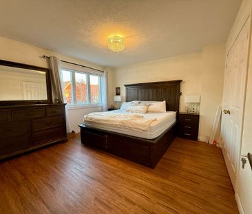 For Lease - 15 Inverhuron Trail, Oakville, Ontario - Photo 6