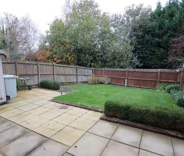 2 bedroom end of terrace house to rent - Photo 6