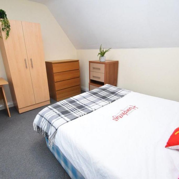 5 bedroom house to rent - Photo 1