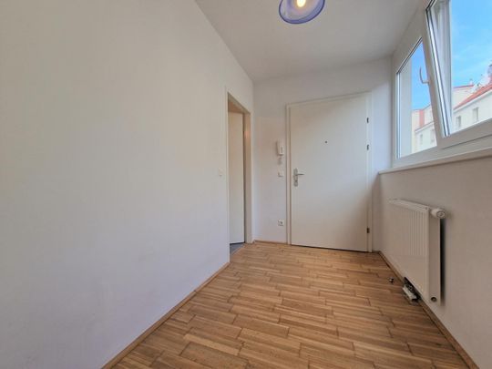 Top-moderne Wohnung mit Mega-Balkon - U1 Nähe - 2 WCs !! - Photo 1