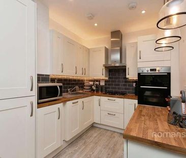 Stansfield House, Swallowtail Grove, Frimley, Camberley, Surrey, GU16 - Photo 1