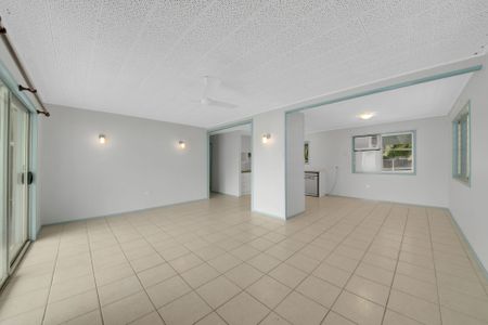 MOVE-IN-READY GEM IN NEW AUCKLAND - Photo 2