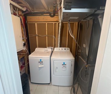 For Lease - 115 Chessington Avenue, East Gwillimbury, Ontario - Photo 2