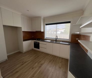 Stunning Home on Vincent Road - Photo 3