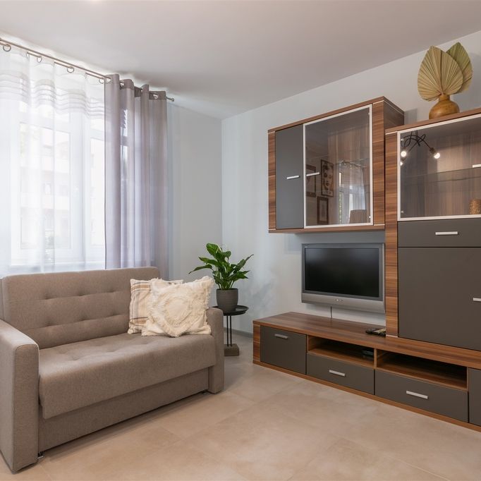 (Symbol 437877) - Photo 1