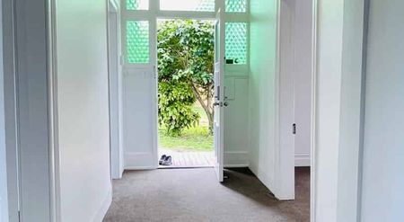 Spacious 5-Bedroom Character Home – 5 Albert Street, Papakur - Photo 4