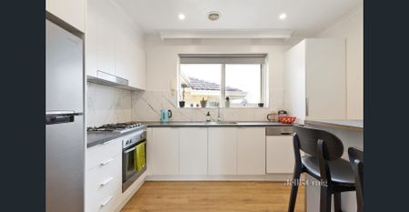 An On-Trend North Facing Number - Photo 3