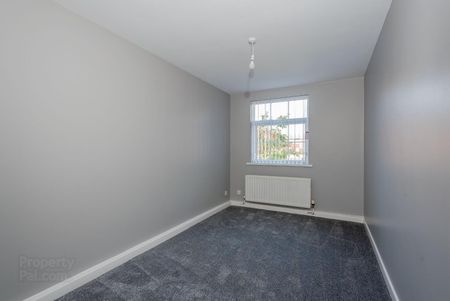 Apt 3b, Windsor Close, - Photo 2