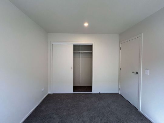 2 Bedrooms Waterloo - Photo 1