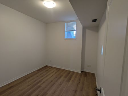 For Lease - 680 Atwater Avenue Unit# 1, Mississauga, Ontario - Photo 2