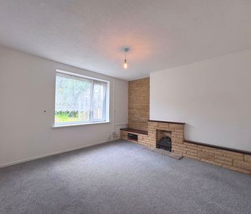 Meadowleaze, Gloucester - Photo 1