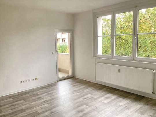 Frisch renoviert: WG-geeignete 3-Zimmer-Wohnung mit Balkon! - Foto 1