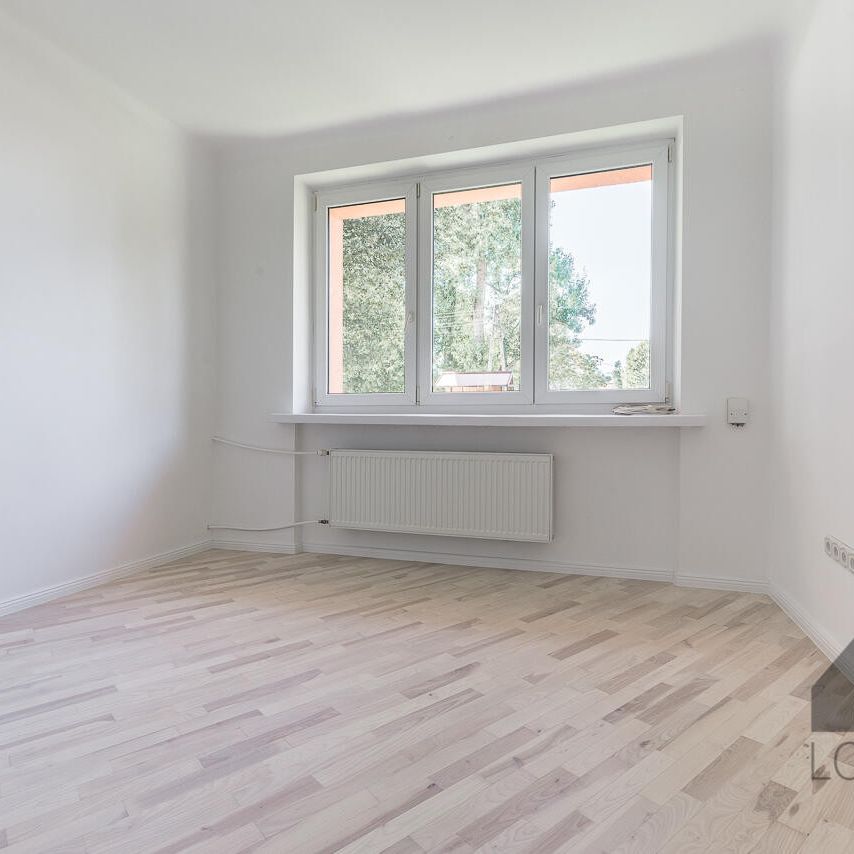 Dwupokojowe mieszkanie do wynajęcia na osiedlu Stałym w Jaworznie | Spacer 3D - Zdjęcie 1