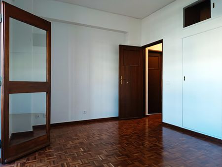 Apartamento T3 para Arrendamento no Restelo, Lisboa - Photo 5