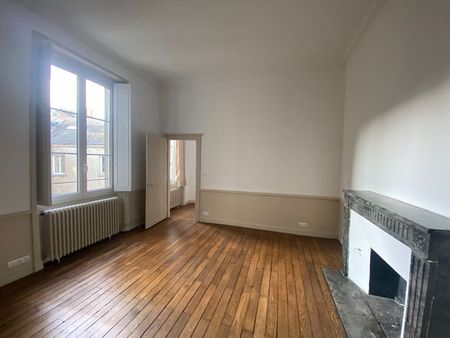 A Louer - Nantes Quartier Chateau - Appartement Nantes 5 Pièces De 140.16 M2 - Photo 2