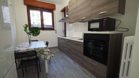 Via Santa Chiara, Turin, Piedmont 10122 - Photo 2