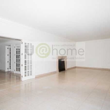 Apartamento T4 - Photo 1