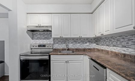 For Lease - 299 Milestone Crescent Unit# 139, Aurora, Ontario - Photo 3