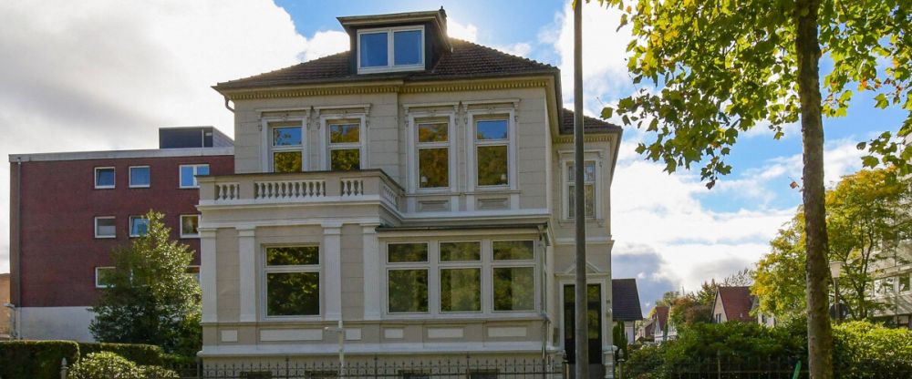 6659 - Sofort Bezugsfrei! Attraktive 4-Zimmer-Wohnung in weißer Altbauvilla im Herzen von Oldenburg! - Foto 1