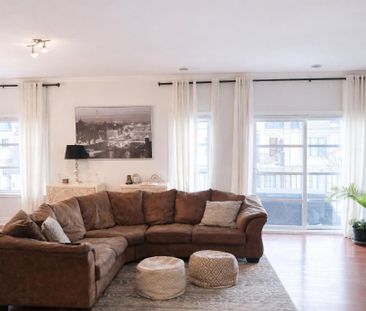 Grand Condo 4½ à louer – 2 stationnements – Accès rapide vers Montr... - Photo 3