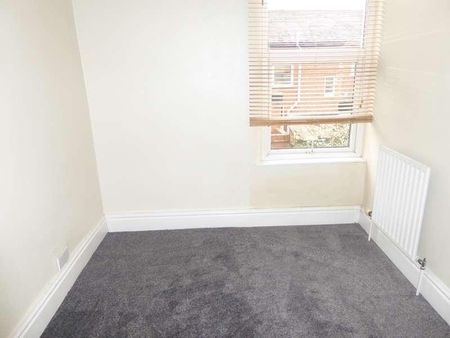 St. Marks Road, Preston, PR1 - Photo 4