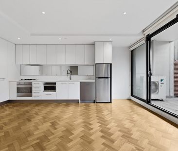 Stylish & Convenient Living in Prime Doncaster Location - Photo 2