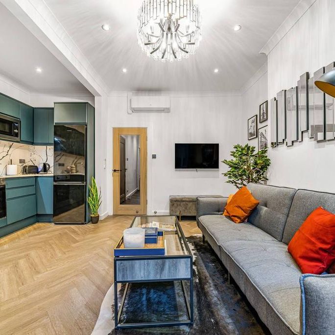 2 bedroom flat to rent - Photo 1