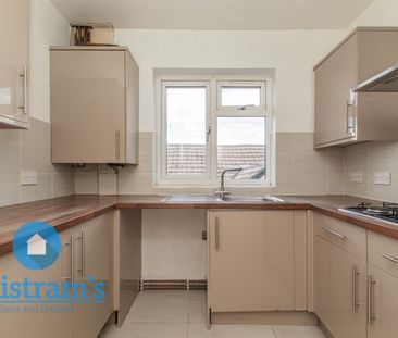 2 bed Flat for Rent - Photo 6