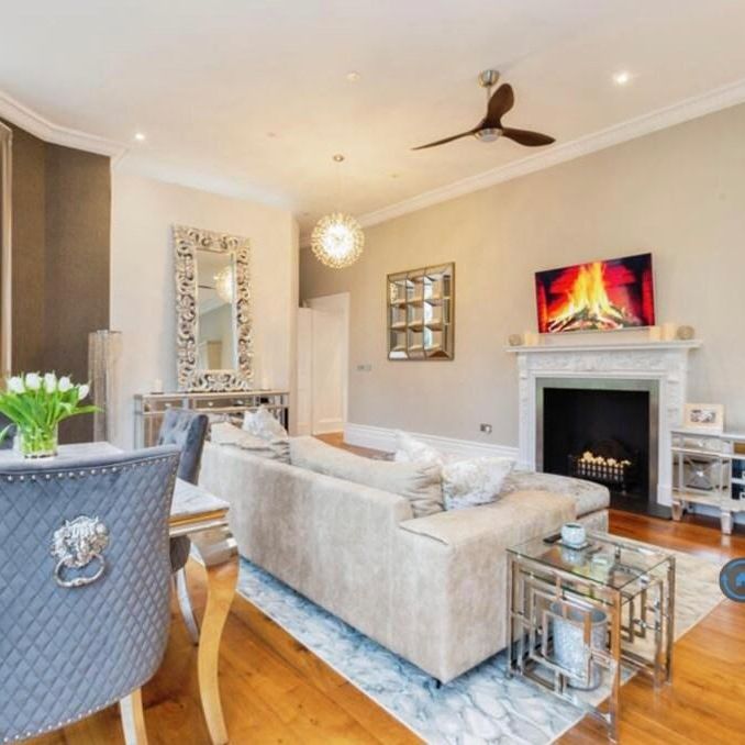 2 bedroom flat to rent - Photo 1