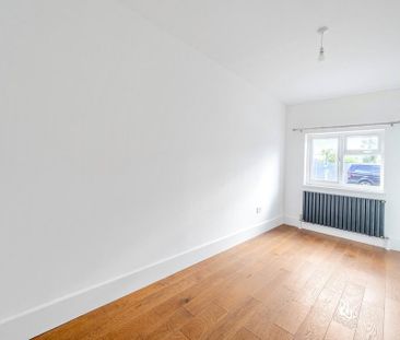 4 bedroom semi-detached house to rent - Photo 5