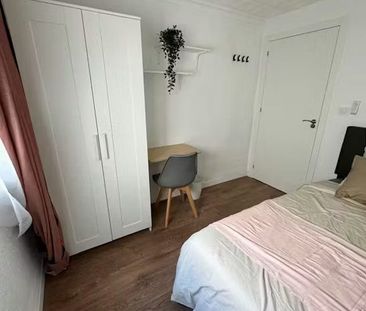 Carrer de les Germanies, Torrent, Valencian Community 46900 - Photo 5