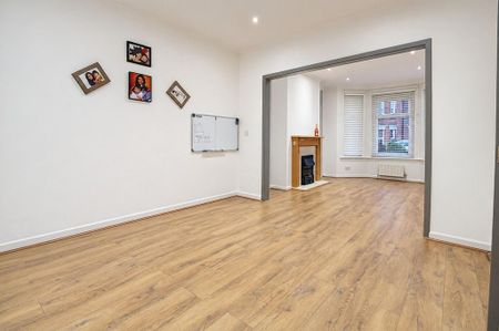 3 bedroom terraced house to rent - Photo 3