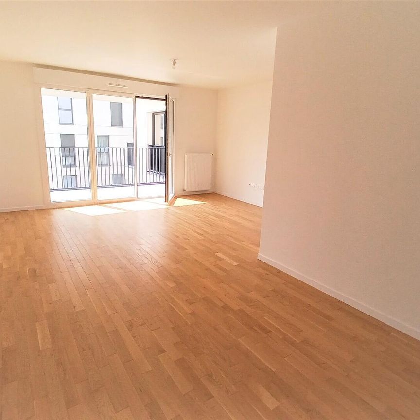 location Appartement T3 DE 68.2m² À CLICHY - Photo 1