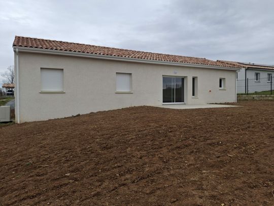 Maison neuve en lotissement - Photo 1