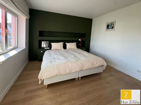 Zeer charmante woning vlakbij het Oosthoekplein te Knokke - Photo 4