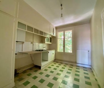 Location Appartement 3 pièces 84m² AVIGNON 84000 - Photo 4