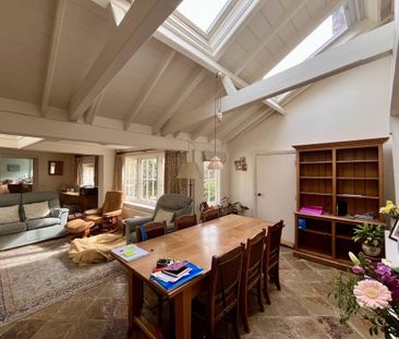 5 bedroom end of terrace house to rent - Photo 2
