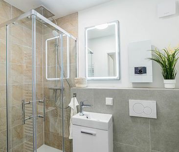 Möbliertes WG Zimmer in sanierter Wohnung in toller Lage Nürnbergs - Photo 1